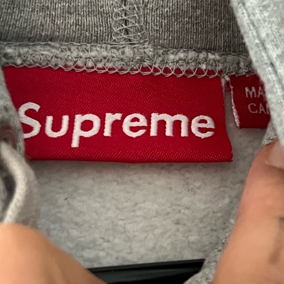 Supreme X Mickey hoodie - Picture 6 of 9